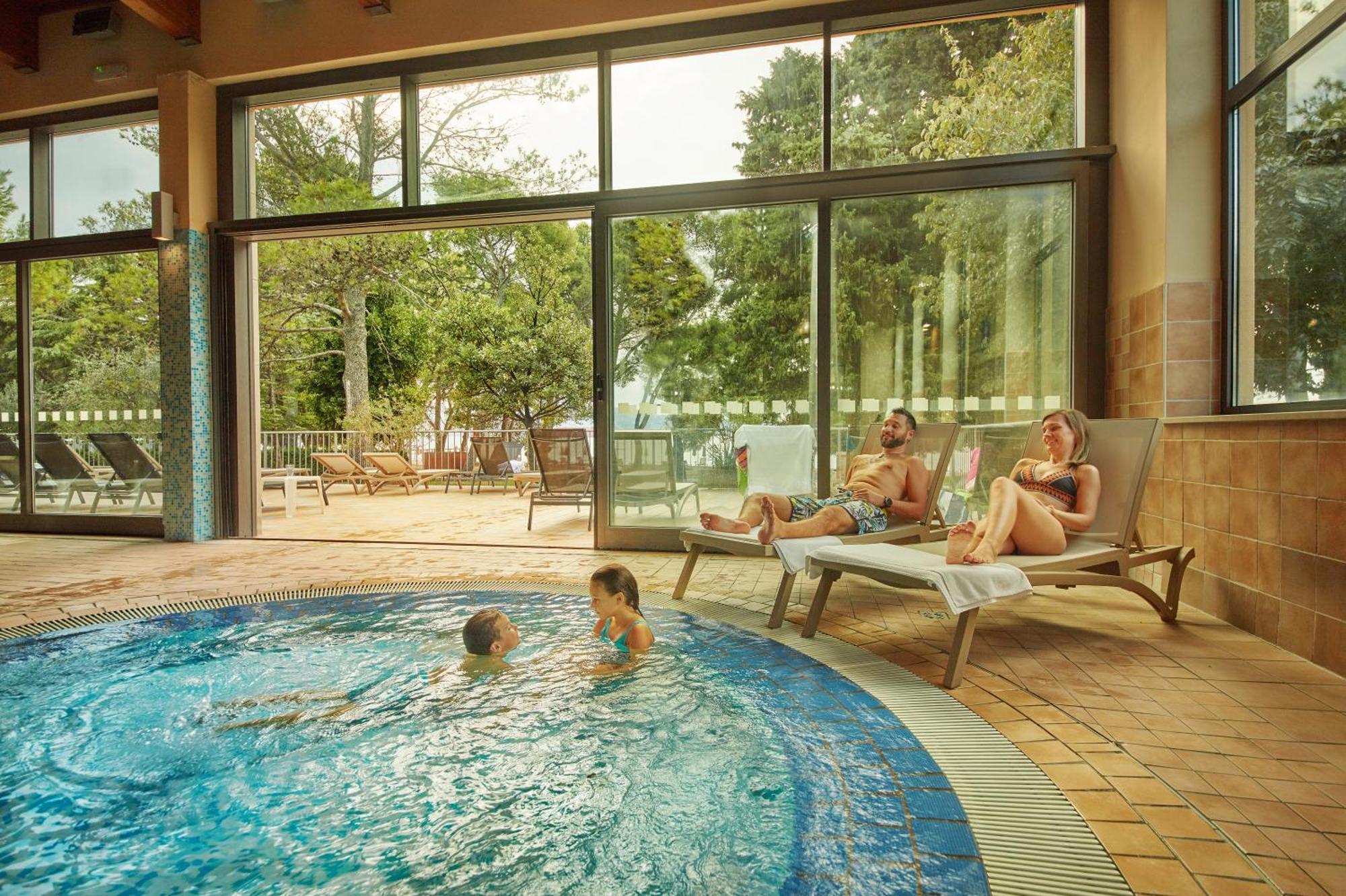 Adria Apartments - Hotel & Resort Adria Ankaran Ngoại thất bức ảnh